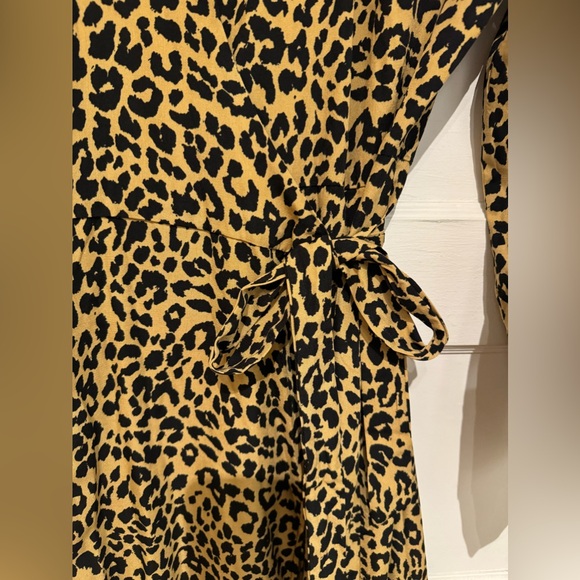 SANS SOUCI LEOPARD WRAP DRESS - Picture 5 of 5
